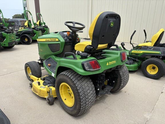 Image of John Deere X730 equipment image 2