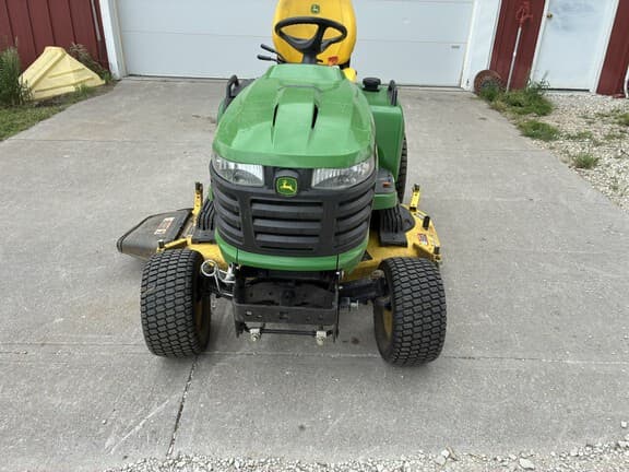 Image of John Deere X730 equipment image 3