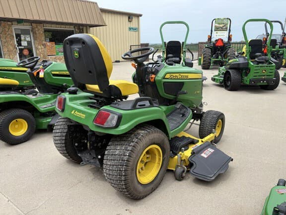 Image of John Deere X730 equipment image 4