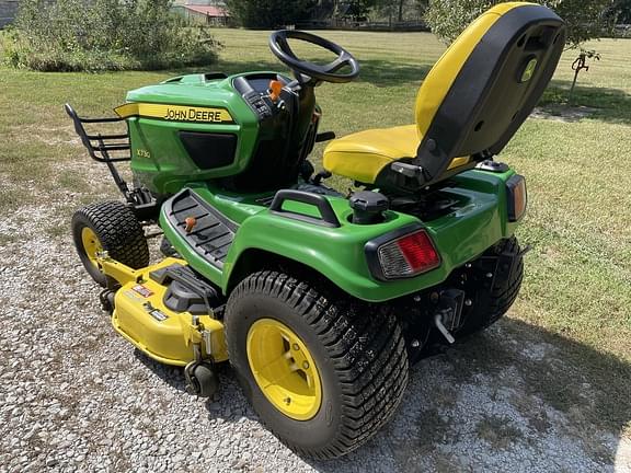 Image of John Deere X730 equipment image 3