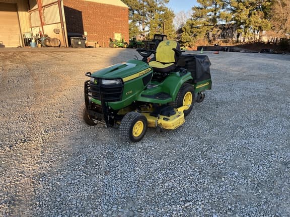 Image of John Deere X730 equipment image 1