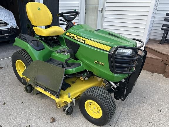 Image of John Deere X730 Primary image