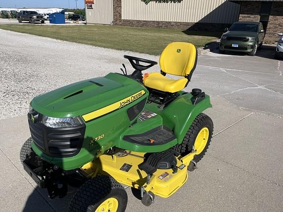 Image of John Deere X730 Primary image