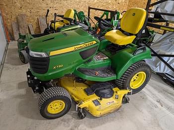 2020 John Deere X730 Equipment Image0