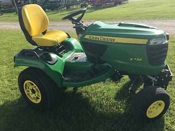 2020 John Deere X734 Equipment Image0