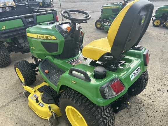 Image of John Deere X738 equipment image 2