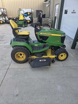 Image of John Deere X738 Primary image