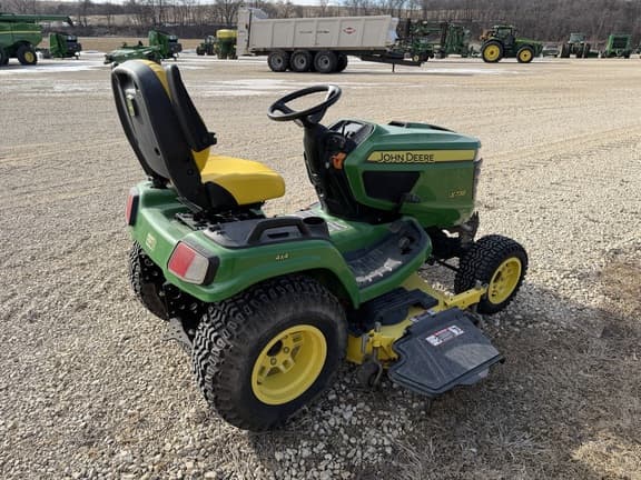 Image of John Deere X738 equipment image 4