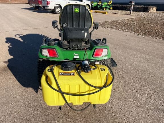 Image of John Deere X738 equipment image 3