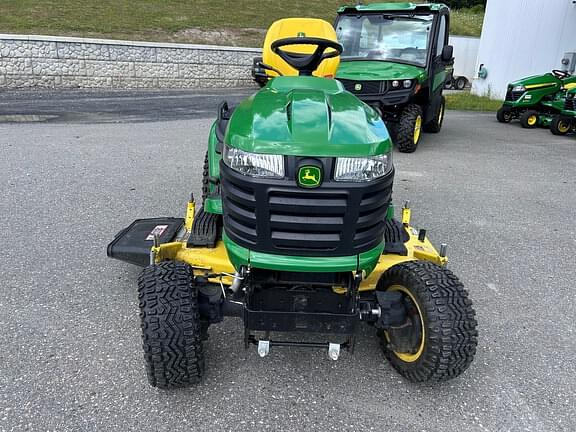 Image of John Deere X738 equipment image 4