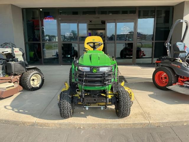 Image of John Deere X739 equipment image 1