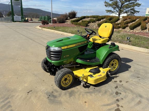 Image of John Deere X739 Primary image