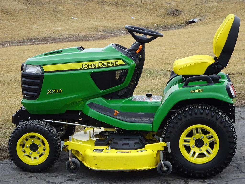 Image of John Deere X739 Image 0