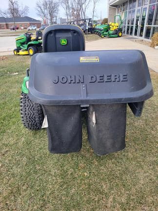 Image of John Deere X739 equipment image 3