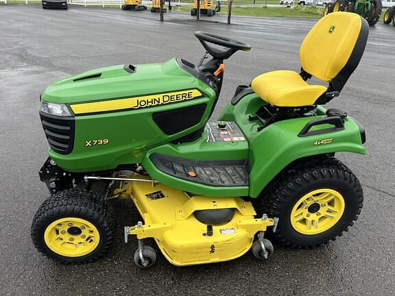 Image of John Deere X739 equipment image 1