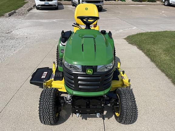 Image of John Deere X739 equipment image 1