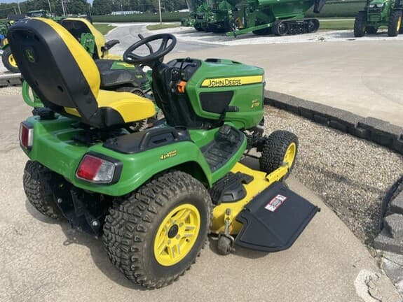 Image of John Deere X739 equipment image 3