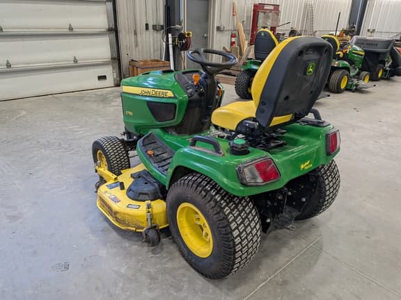 Image of John Deere X750 equipment image 1