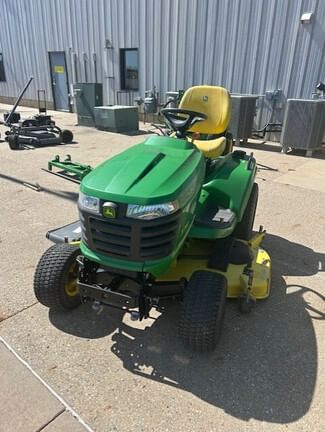 Main image John Deere X750