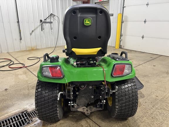 Image of John Deere X750 equipment image 4