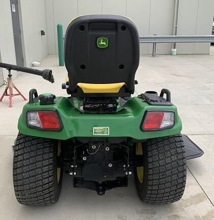 Image of John Deere X750 equipment image 3