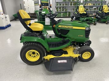 Main image John Deere X750
