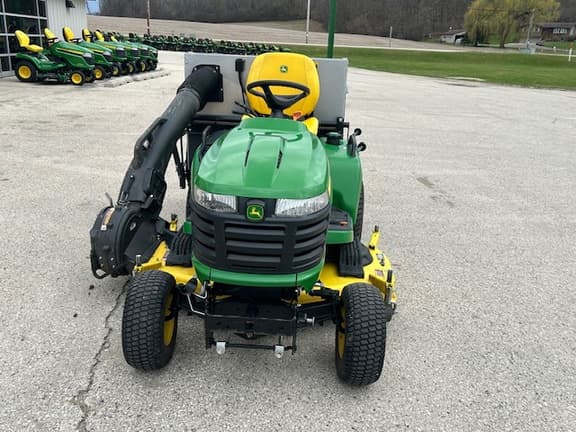 Image of John Deere X754 equipment image 3