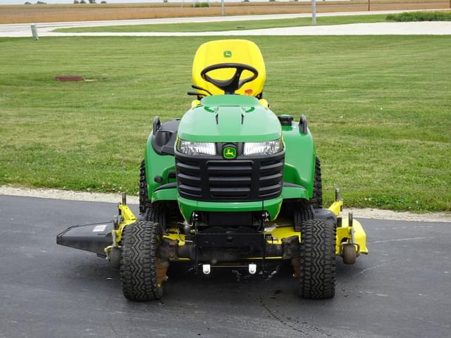 Image of John Deere X758 equipment image 3