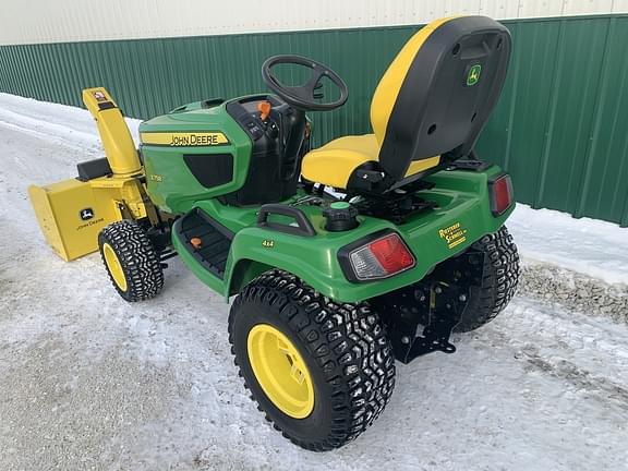 Image of John Deere X758 equipment image 2