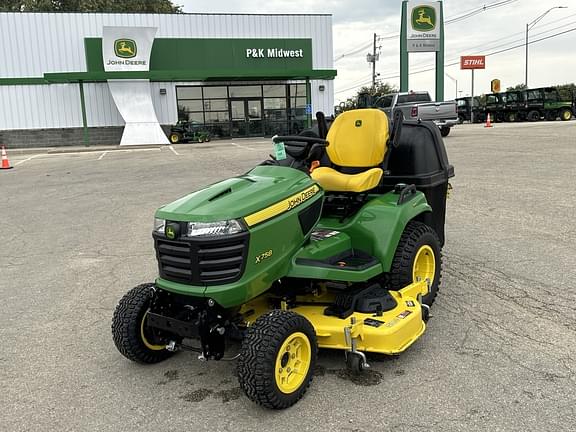 Image of John Deere X758 Primary image