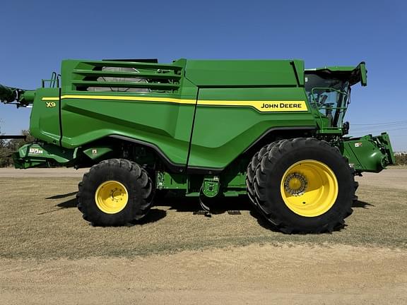 Image of John Deere X9 1100 Primary image