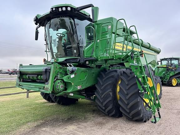 Image of John Deere X9 1100 equipment image 1