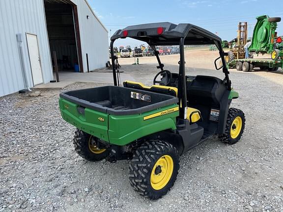 Image of John Deere XUV 560E equipment image 2