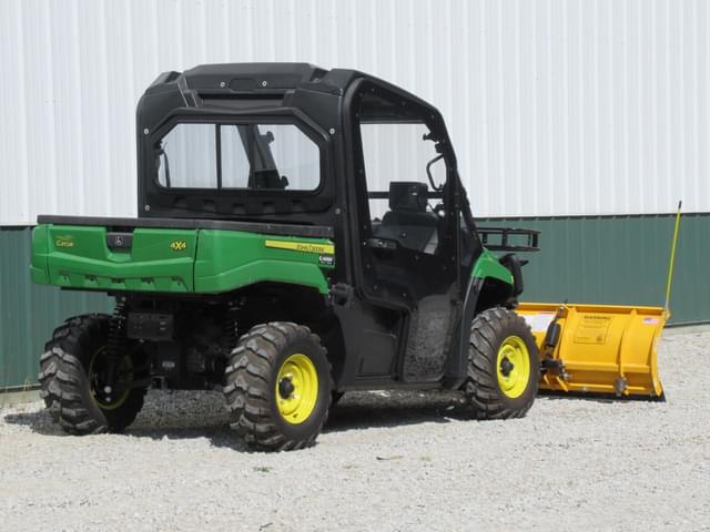 Image of John Deere XUV 560E equipment image 3
