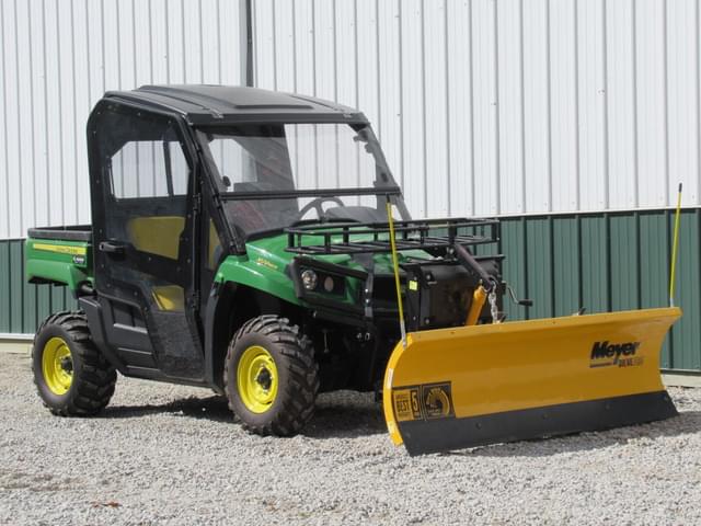 Image of John Deere XUV 560E equipment image 1