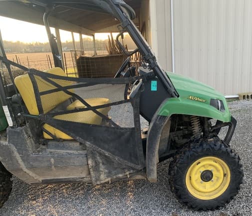 Image of John Deere XUV 560E equipment image 4