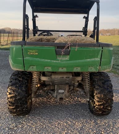 Image of John Deere XUV 560E equipment image 3