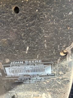 Image of John Deere XUV 560E equipment image 4