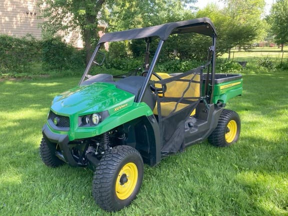 Image of John Deere XUV 560E equipment image 1