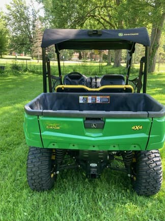 Image of John Deere XUV 560E equipment image 4