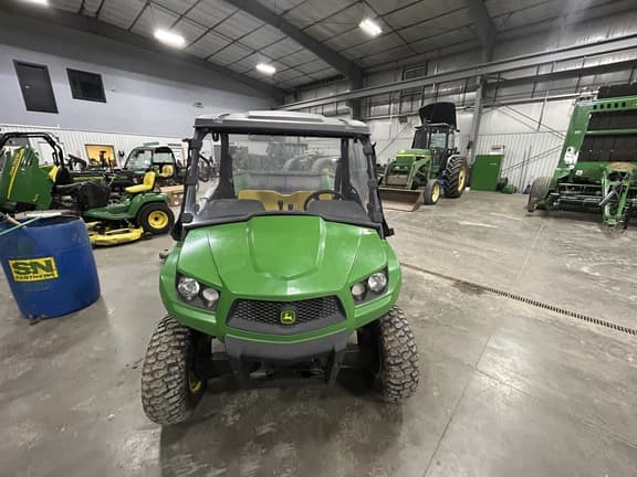 Image of John Deere XUV 590E equipment image 4