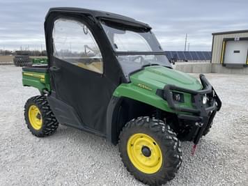 Main image John Deere XUV 590M