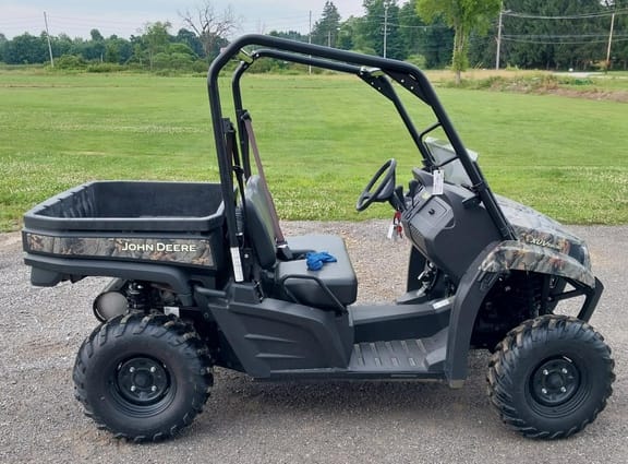 Main image John Deere XUV 590M