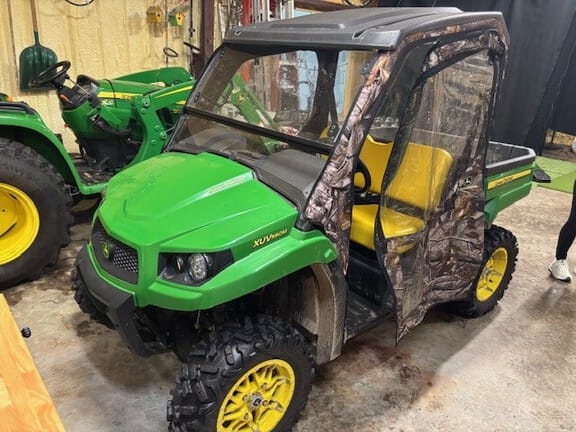 2020 John Deere XUV 590M Equipment Image0