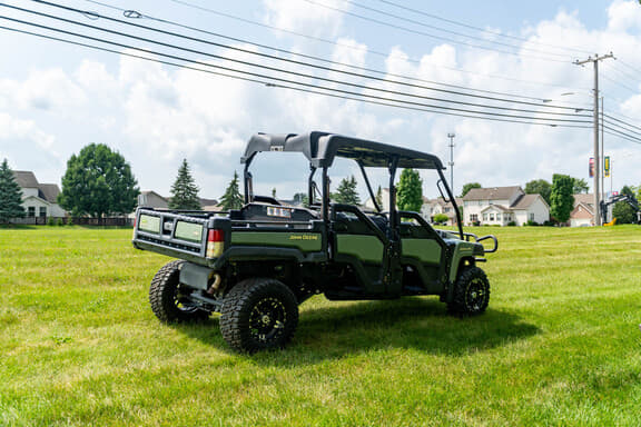 Image of John Deere XUV 825M S4 equipment image 4