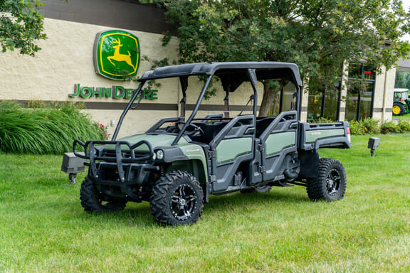 2020 John Deere XUV 825M S4 Equipment Image0