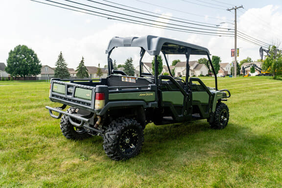 Image of John Deere XUV 825M S4 equipment image 4