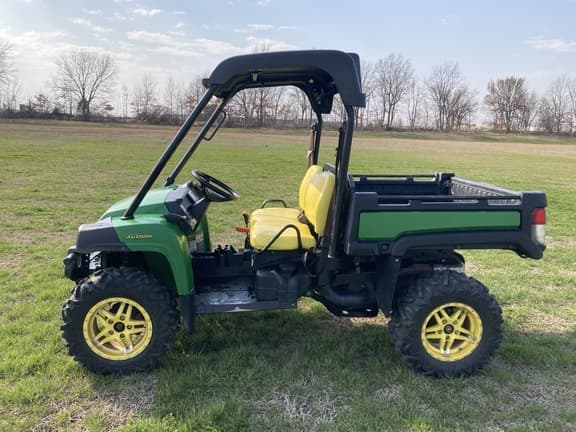 Image of John Deere XUV 825M equipment image 1