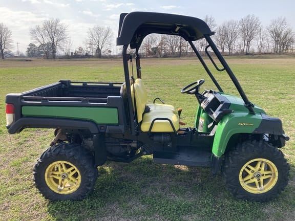 2020 John Deere XUV 825M Equipment Image0