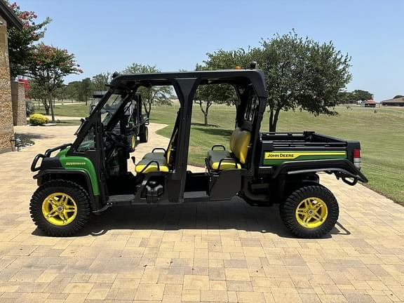 Image of John Deere XUV 825M S4 Primary image